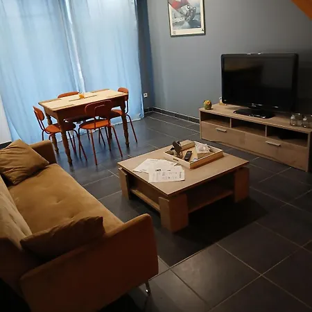 Le Des 4 Tours Apartman *